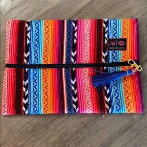 Large Makeup Junkie never used